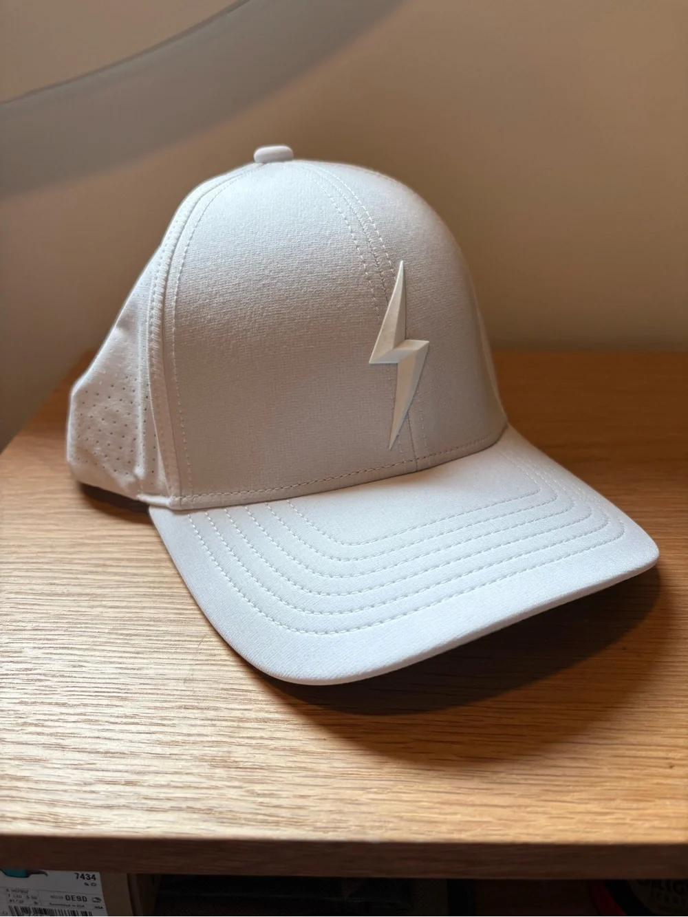 Bruce Bolt Premium Pro Golf hat NWOT